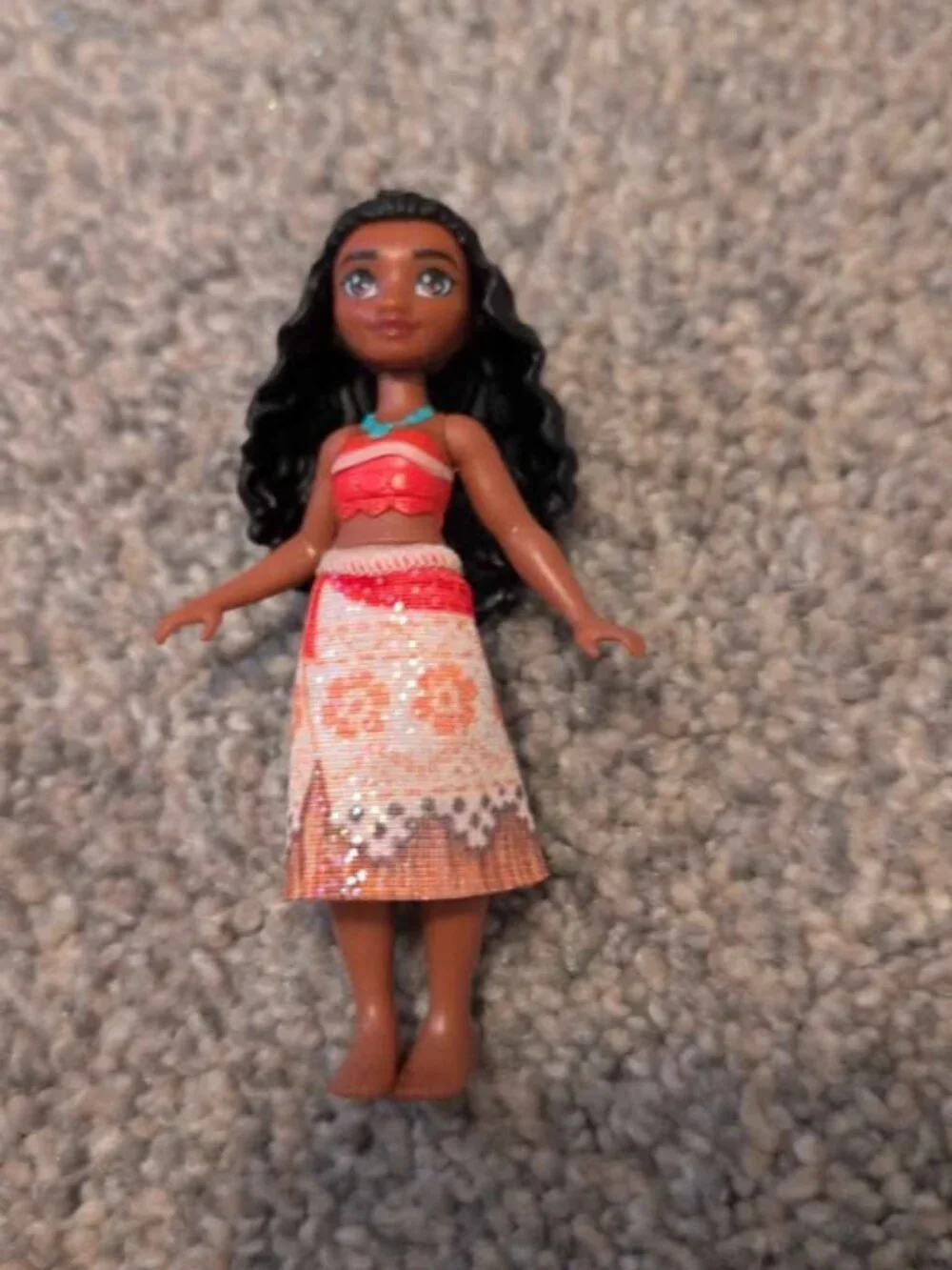 Mini moana play figure doll